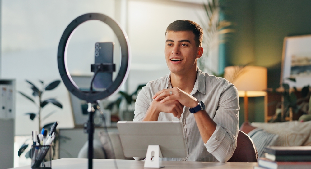 How to get a Dubai influencer license